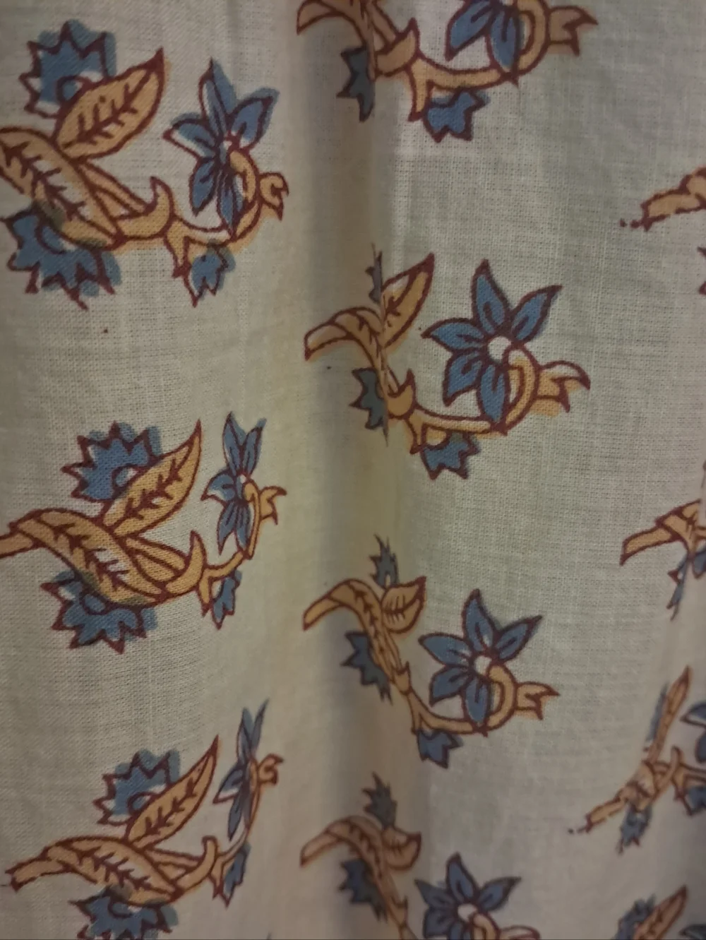 SISTER MARY EMBROIDERED BLOUSE SIZE SMALL - Picture 5 of 12